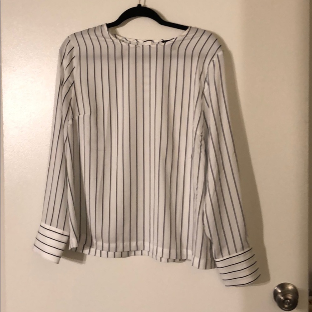Long sleeve top